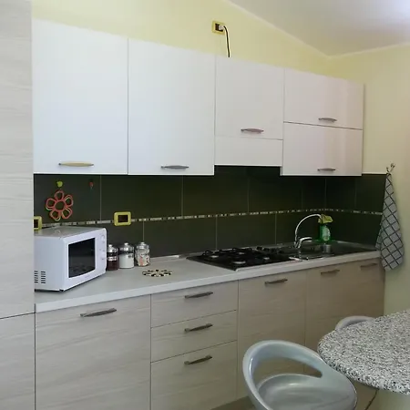 Maria Teresa's Two-room Indipendent Ferienhaus *