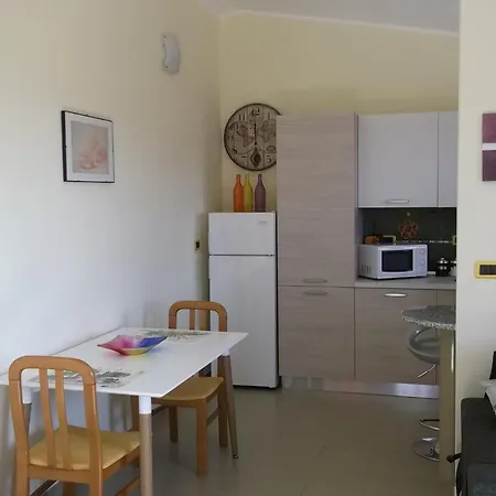 Maria Teresa's Two-room Indipendent Ferienhaus *