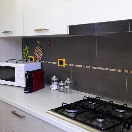 Maria Teresa's Two-room Indipendent Ferienhaus *